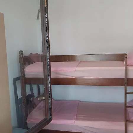 Marina - Two Bedroom With Terrace Сasa de vacaciones *