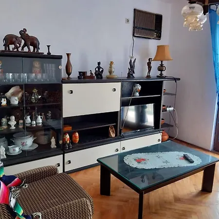 Сasa de vacaciones Marina - Two Bedroom With Terrace