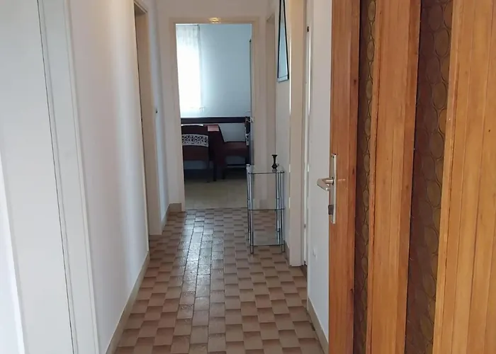 Дом отдыха Marina - Two Bedroom With Terrace Стариград