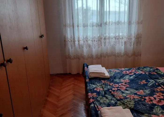 Marina - Two Bedroom With Terrace * Стариград